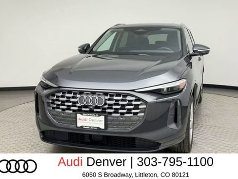 Used 2025 Audi Q5 Premium w/ Premium Plus AWD/4WD image 7