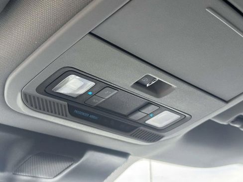 Certified 2022 Ford F150 XLT w/ Equipment Group 302A High image 8