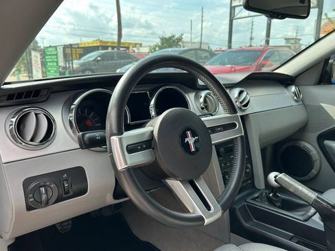 Used 2007 Ford Mustang GT Premium image 10