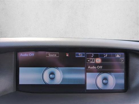 Used 2015 Lexus LS 460 AWD w/ Comfort Package image 12