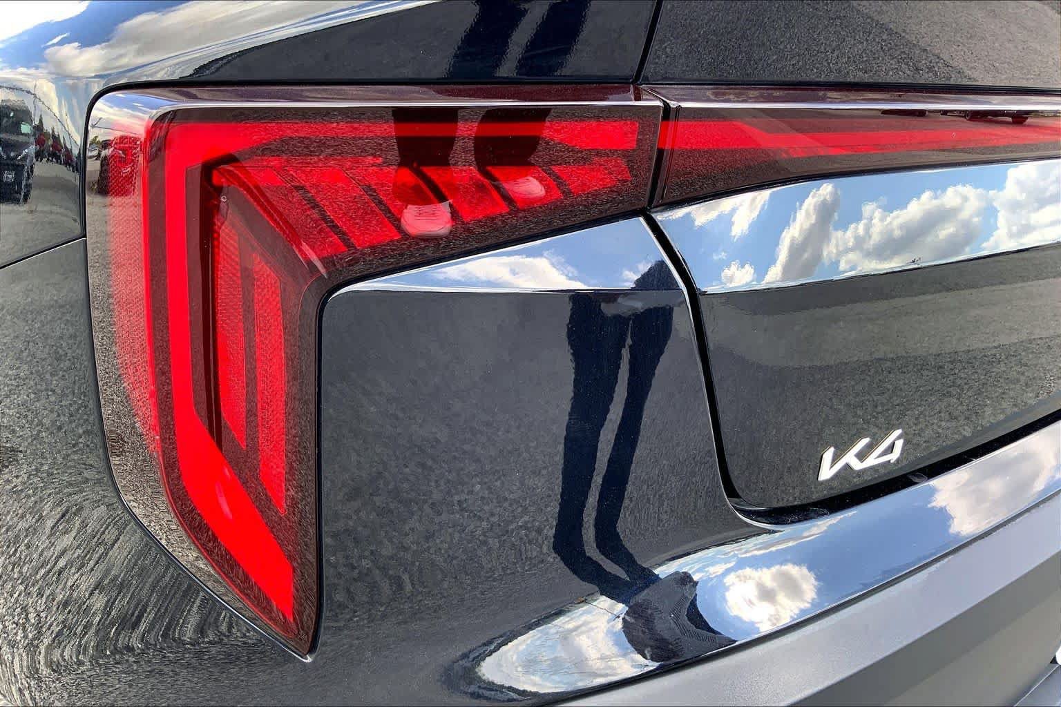 Used 2025 Kia K4 EX FWD image 28
