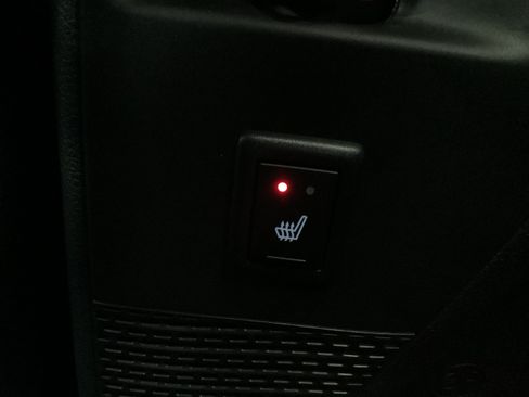 New 2027 Chrysler Pacifica Limited AWD/4WD image 36