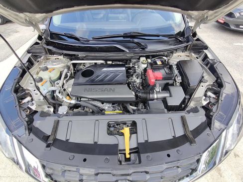 Used 2023 Nissan Rogue SL image 26