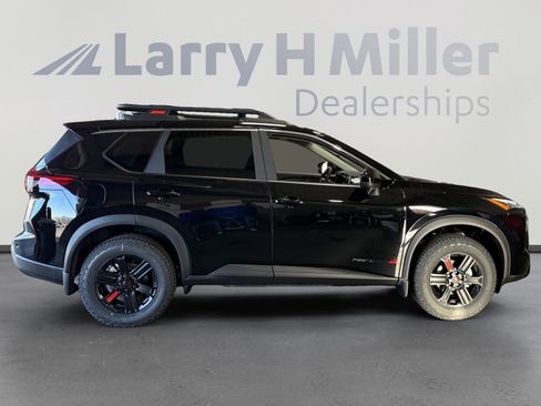 New 2026 Nissan Rogue SV image 6