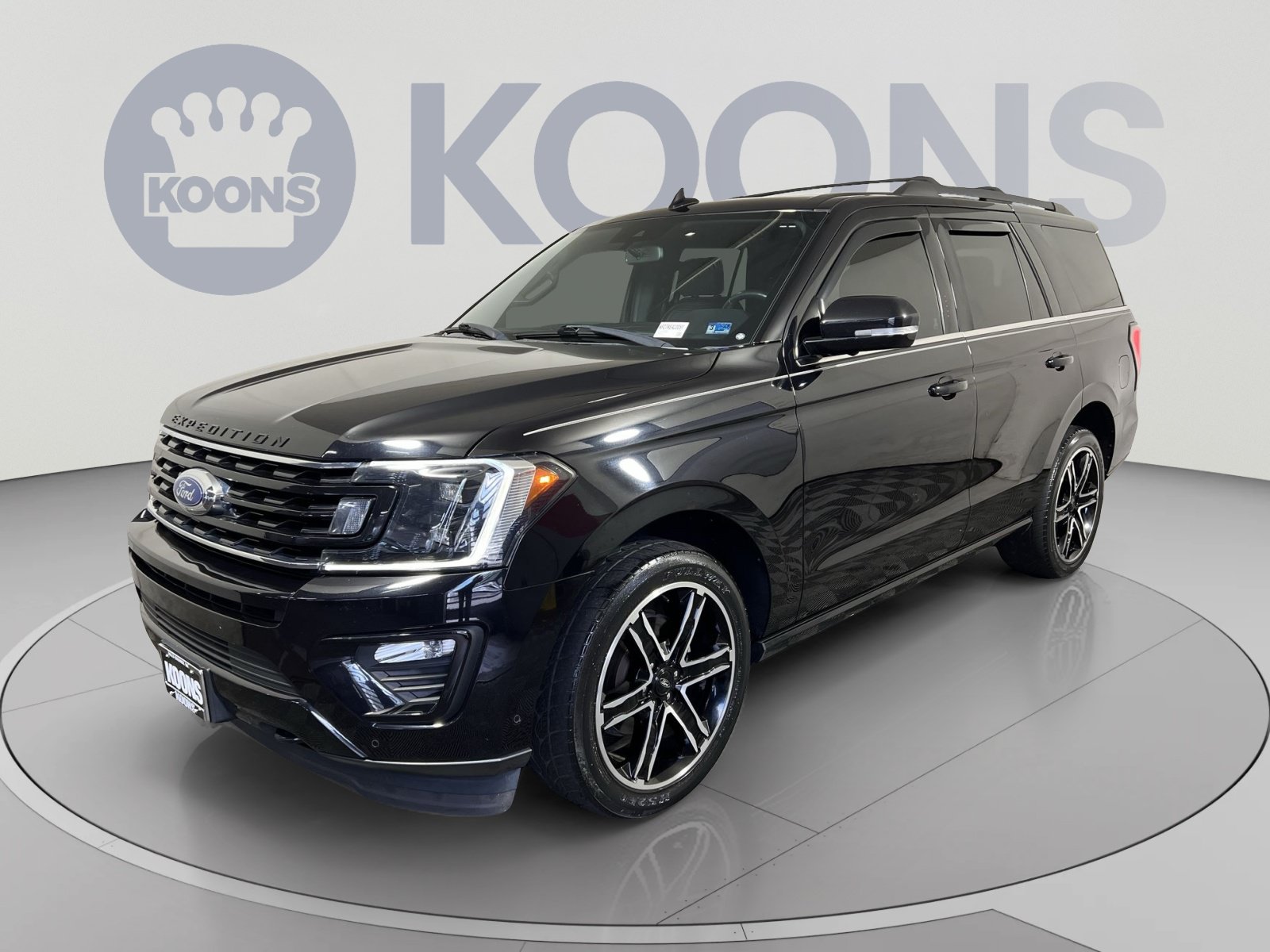 Used 2019 Ford Expedition Limited w/ Equipment Group 303A AWD/4WD image 5