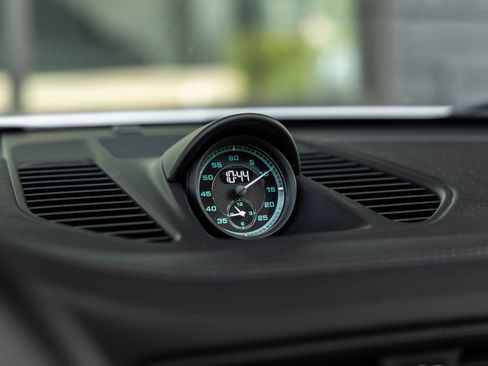 Used 2019 Porsche 911 Speedster RWD image 48