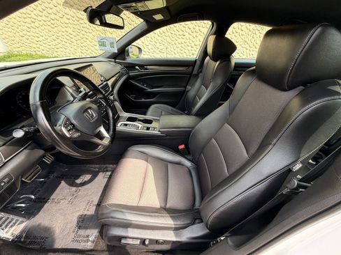 Used 2022 Honda Accord Sport image 13