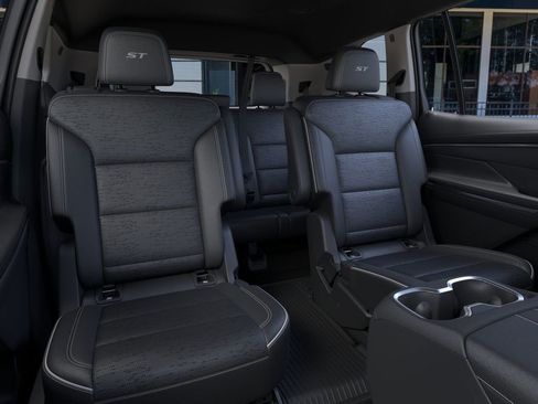 New 2026 Buick Enclave Sport Touring w/ LPO, Floor Liner Package image 17