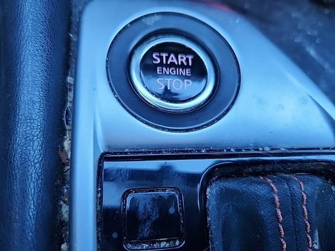 Used 2021 Nissan Sentra SR FWD image 25