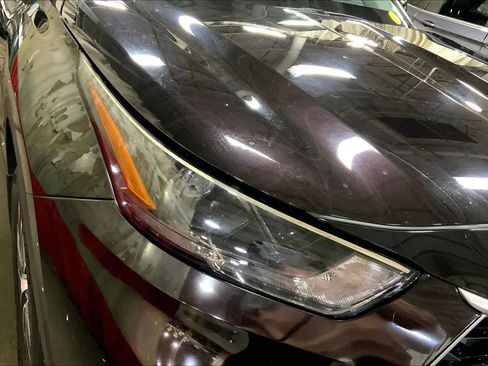 Used 2022 Toyota Highlander XLE image 29