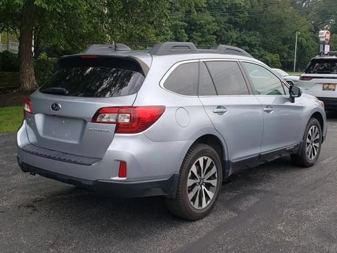 Used 2016 Subaru Outback 2.5i Limited AWD/4WD image 3