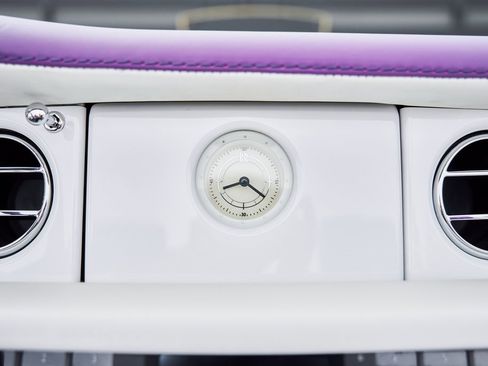 Used 2008 Rolls-Royce Phantom Drophead Coupe image 98