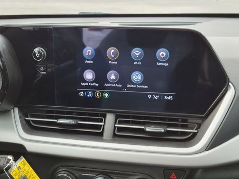 Used 2024 Chevrolet Trax LS w/ Driver Confidence Package image 19