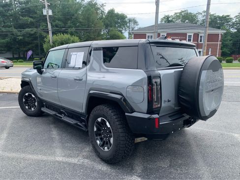 Used 2024 GMC Hummer EV 2X w/ Extreme Off-Road Package AWD/4WD image 4