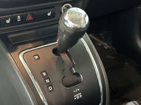 Used 2017 Jeep Patriot Sport image 18