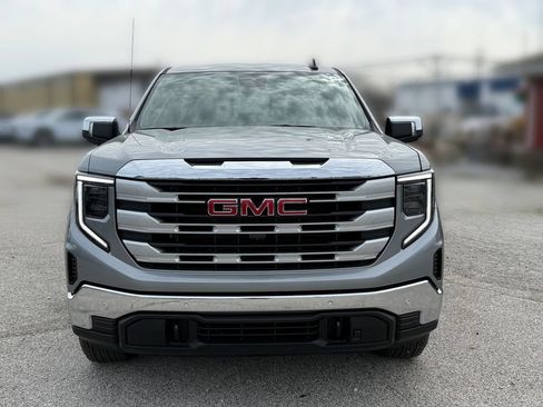 New 2026 GMC Sierra 1500 SLE w/ Preferred Package AWD/4WD image 7