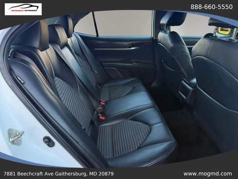 Used 2019 Toyota Camry SE FWD image 15