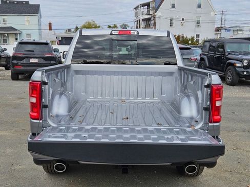 New 2026 RAM 1500 4x4 Crew Cab image 30