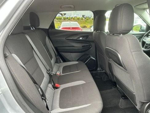 Used 2024 Chevrolet TrailBlazer LT AWD/4WD image 15
