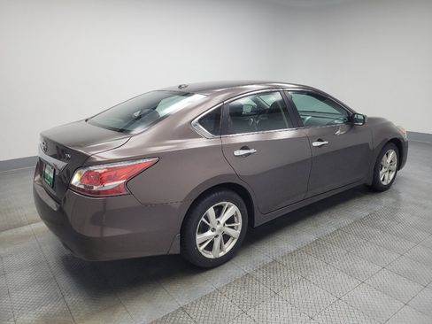 Used 2015 Nissan Altima 2.5 SV image 10