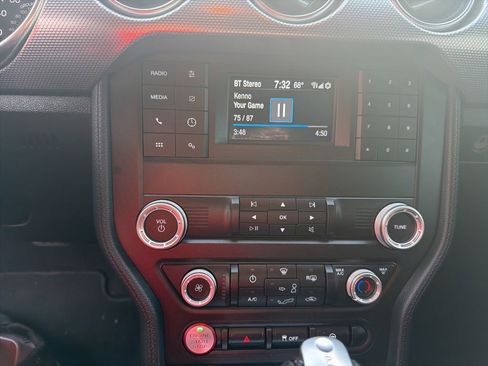 Used 2021 Ford Mustang GT RWD image 14