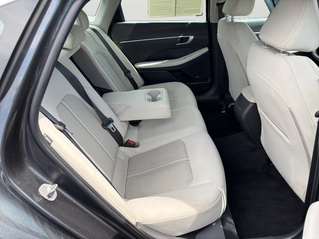 Used 2025 Hyundai Sonata SEL FWD image 13