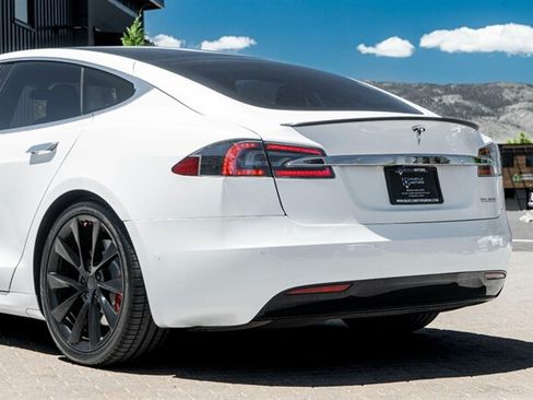 Used 2020 Tesla Model S Performance AWD/4WD image 11