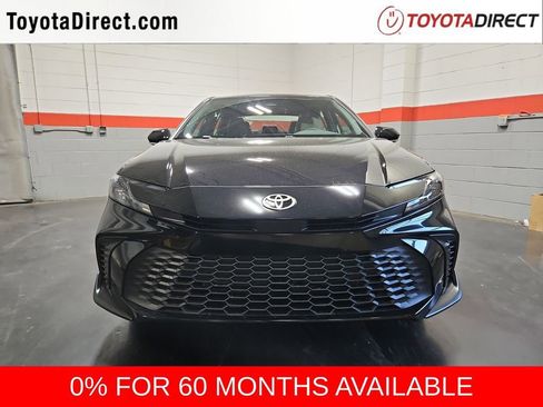 New 2026 Toyota Camry SE image 2