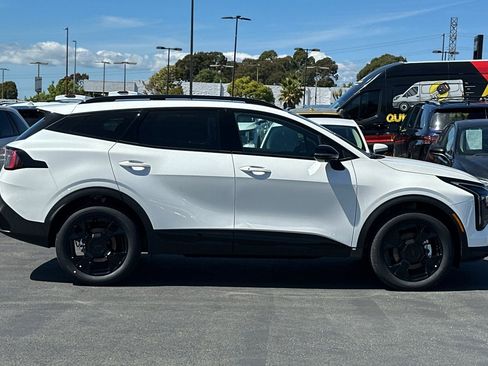 New 2026 Kia Sportage X-Line AWD/4WD image 3