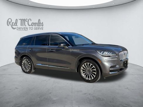 Used 2024 Lincoln Aviator Reserve w/ Elements Package Plus RWD image 8