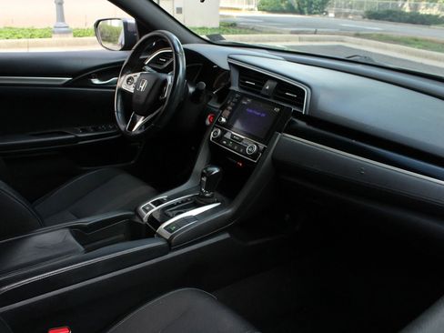 Used 2019 Honda Civic Sport image 26