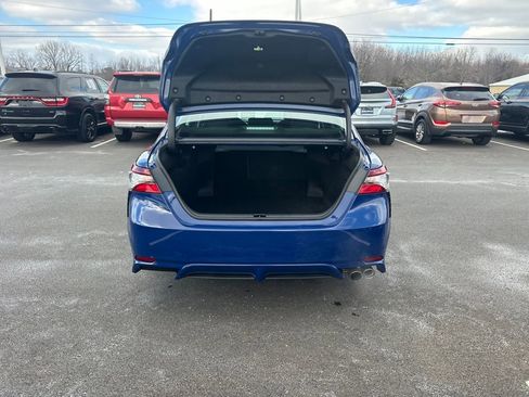 Used 2024 Toyota Camry SE image 11