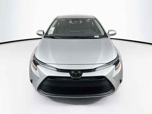 Certified 2023 Toyota Corolla LE image 8