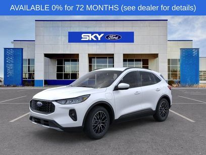 New 2025 Ford Escape Base w/ Class II Trailer Tow Package