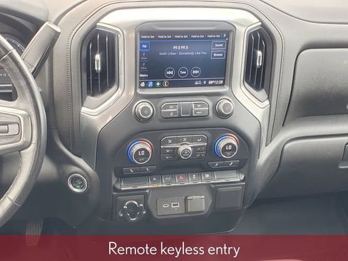 Used 2021 Chevrolet Silverado 1500 LT AWD/4WD image 31