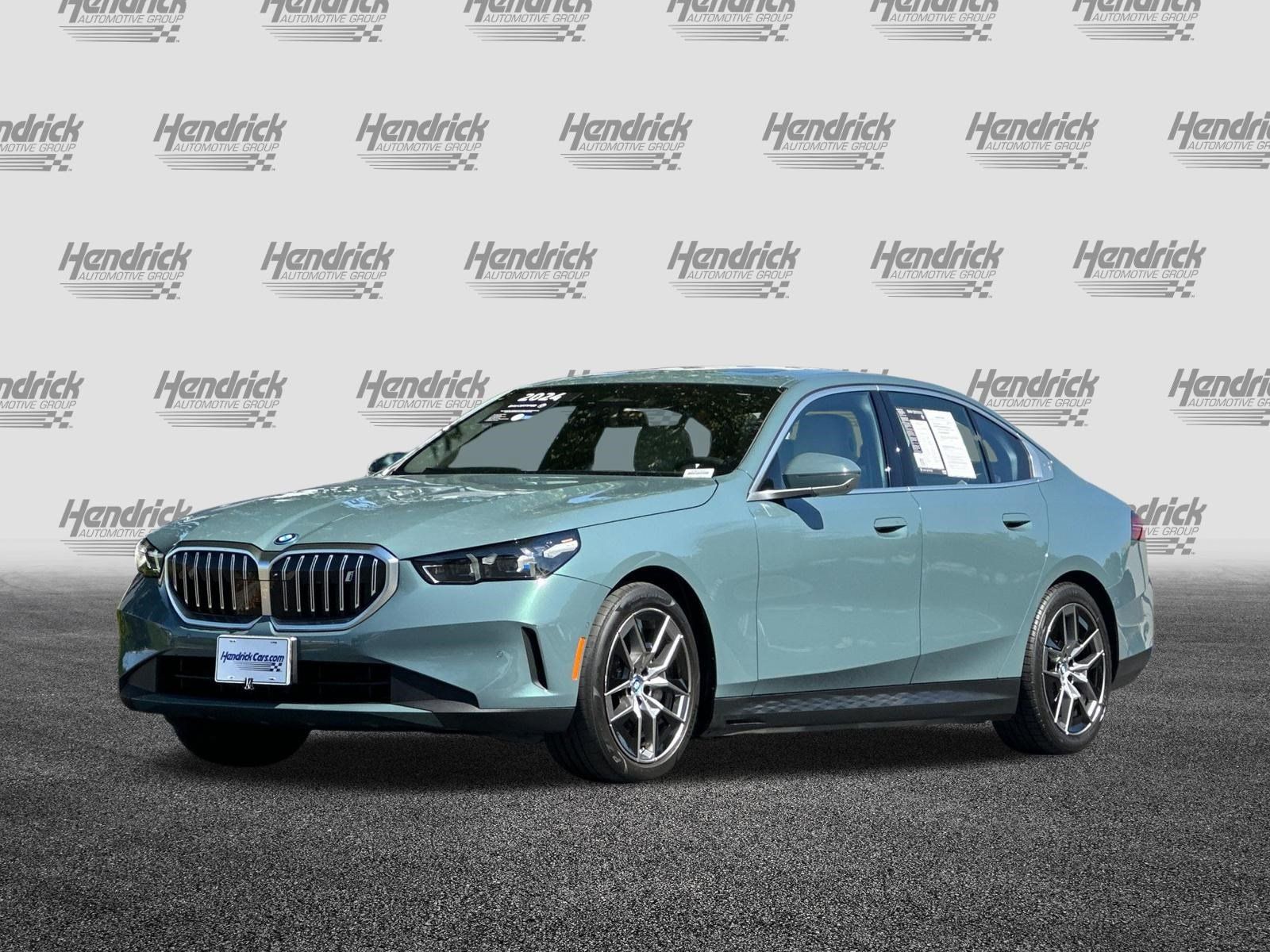 Certified 2024 BMW i5 eDrive40i w/ Premium Package RWD image 9