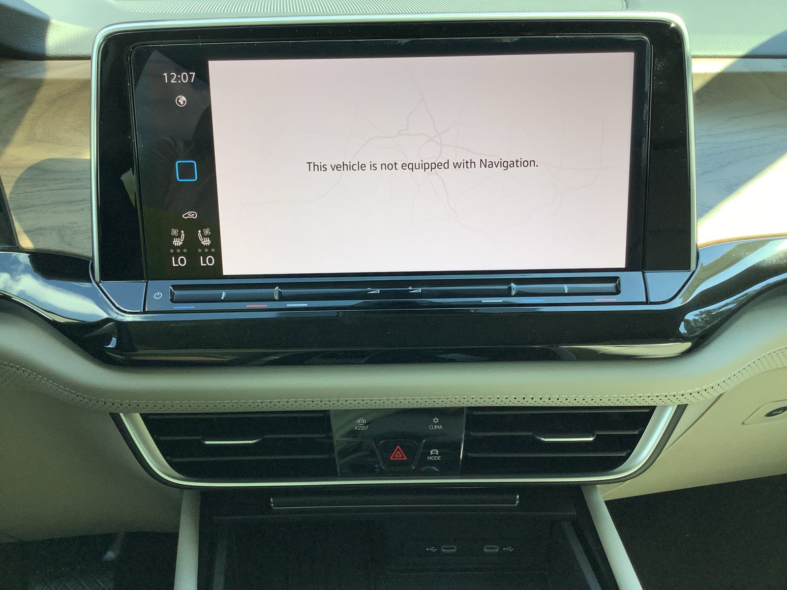 New 2026 Volkswagen Atlas SE FWD image 16