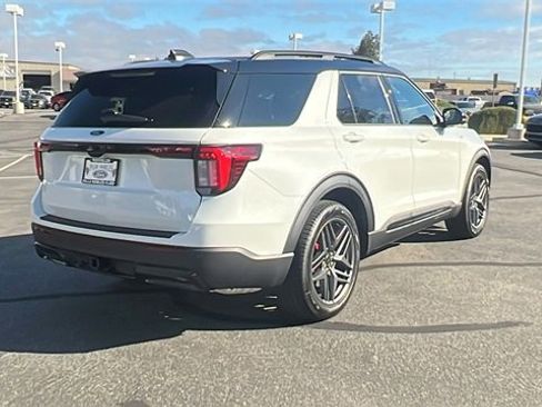 New 2025 Ford Explorer ST-Line w/ Premium Package image 3