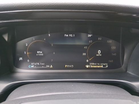 Used 2023 Lincoln Aviator AWD w/ Class IV Trailer Tow Package image 25