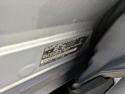 Certified 2021 Toyota RAV4 XLE image 15