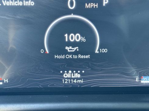 Certified 2025 Jeep Wagoneer 4WD image 27