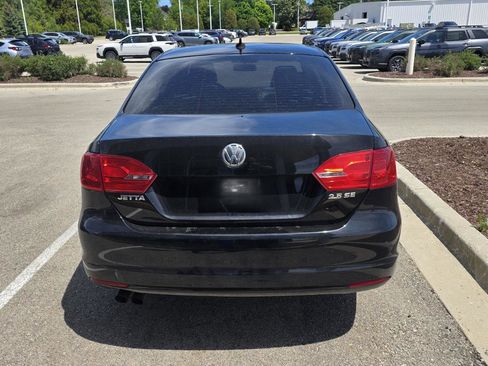 Used 2012 Volkswagen Jetta SE FWD image 16
