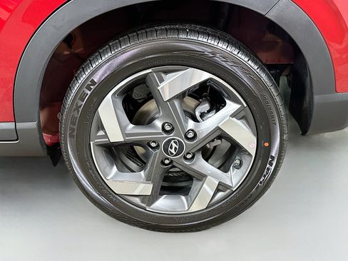 New 2025 Hyundai Venue SEL image 29