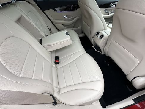 Certified 2022 Mercedes-Benz GLC 300 image 18