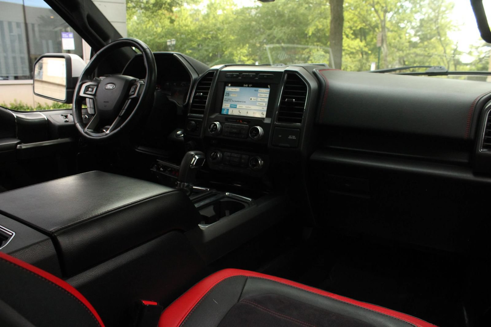 Used 2017 Ford F150 Lariat w/ Equipment Group 502A Luxury AWD/4WD image 23