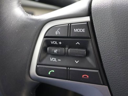 Used 2017 Hyundai Elantra SE w/ SE A/T Tech Package 03 FWD image 11