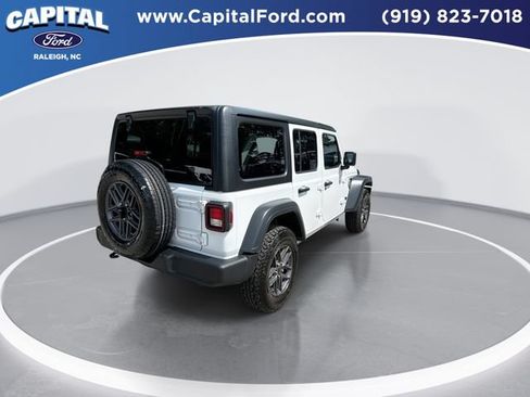 Used 2024 Jeep Wrangler Unlimited Sport AWD/4WD image 8