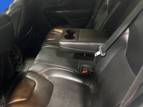 Used 2020 Jeep Cherokee Trailhawk w/ Comfort/Convenience Group image 5