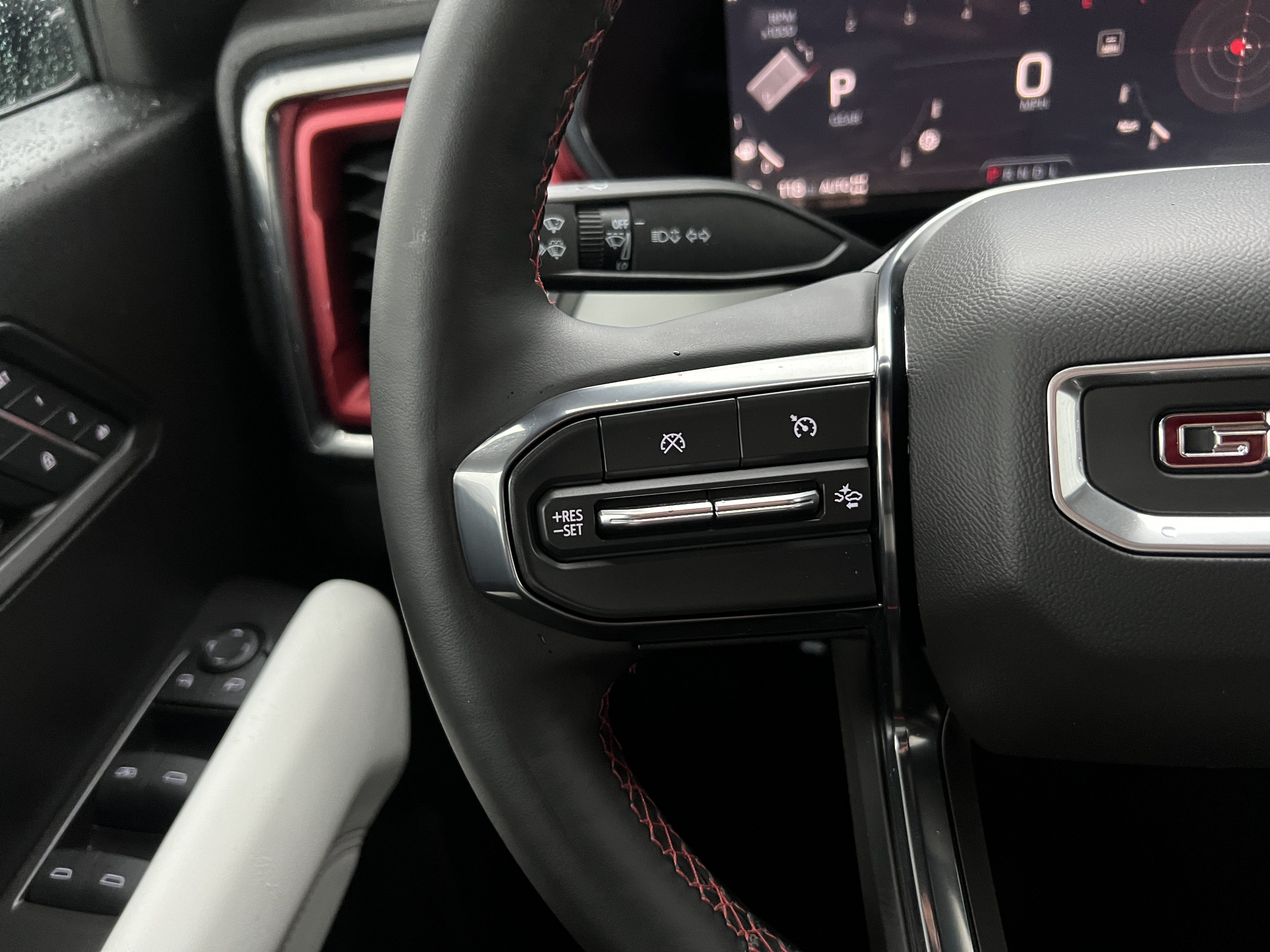 Used 2024 GMC Canyon AT4X AWD/4WD image 24