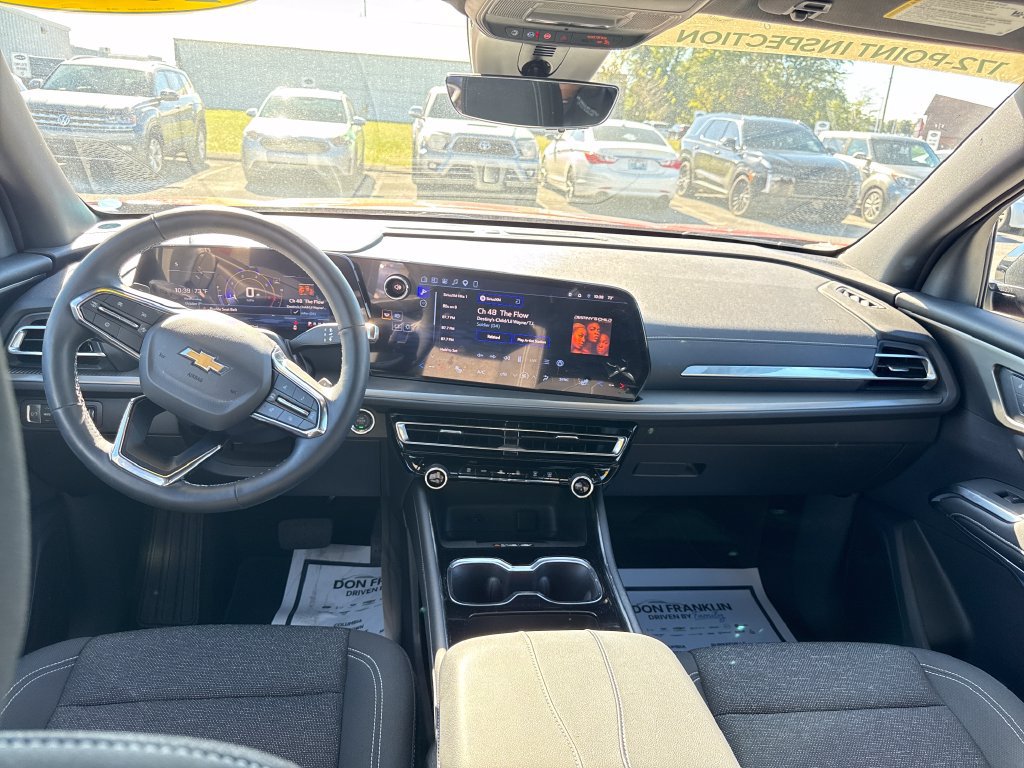Used 2026 Chevrolet Traverse LT w/ Driver Confidence Package FWD image 16